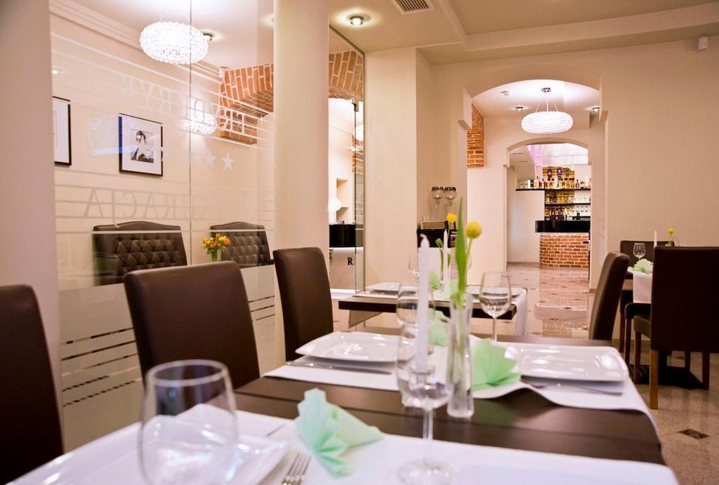 Hotel Fryderyk Nysa Dış mekan fotoğraf