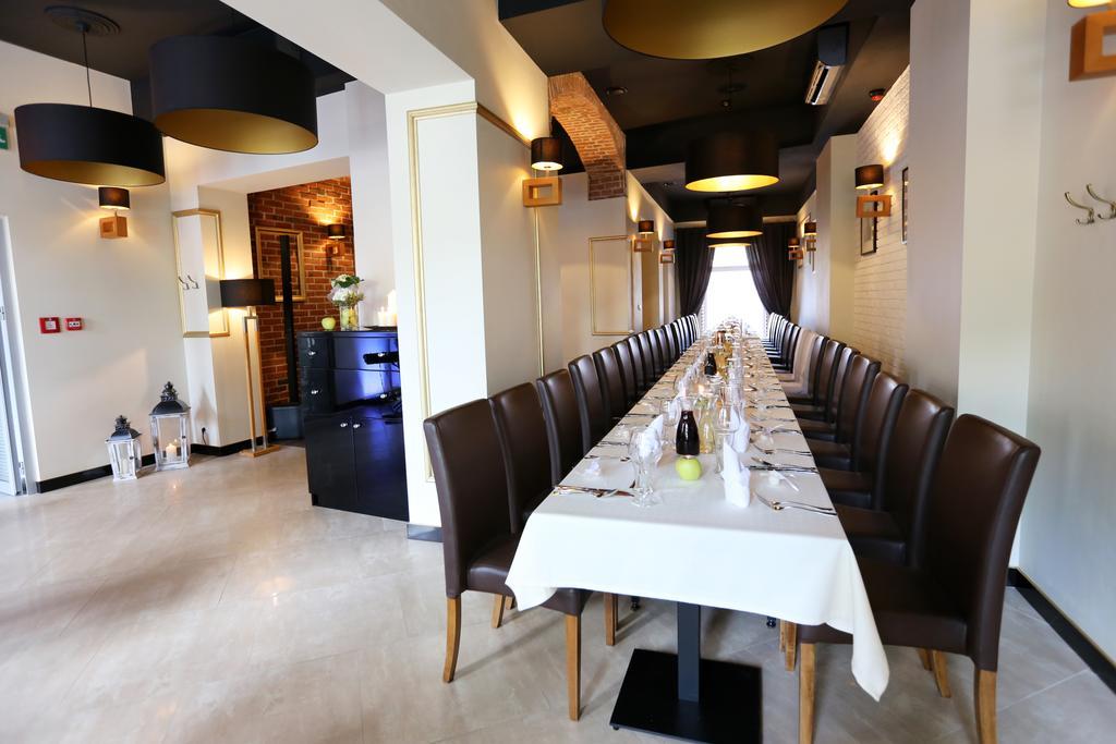 Hotel Fryderyk Nysa Dış mekan fotoğraf